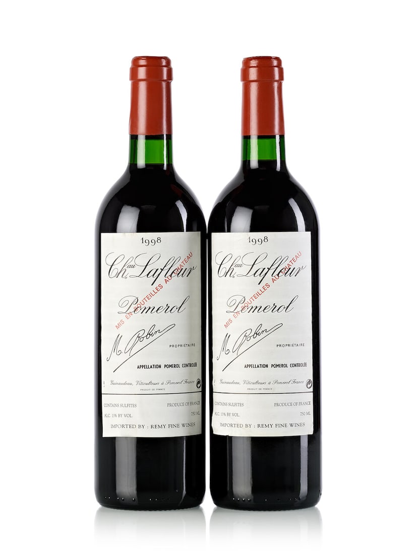Château Lafleur, 1998 (2x 750ml): Château Lafleur, 1998 (2x 750ml) Region: Bordeaux Fill Level: 1x into neck, 1x base neck Capsule: 1x slightly scuffed Label: 2x slightly wrinkled and slightly stained For further information on