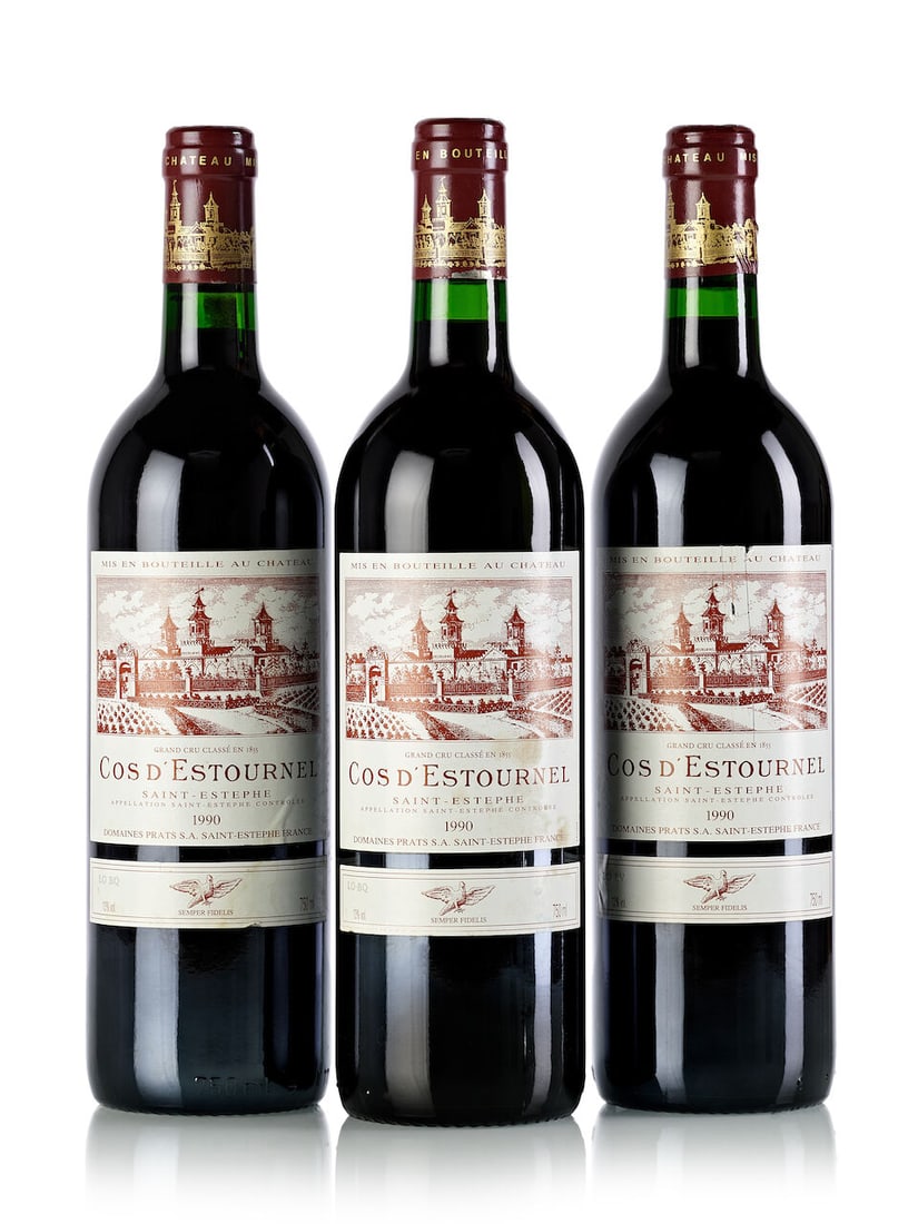 Château Cos d'Estournel, 1990 (3x 750ml): Château Cos d'Estournel, 1990 (3x 750ml) Region: Bordeaux Fill Level: 3x into neck Capsule: 2x slightly scuffed Label: 3x slightly wrinkled, 3x slightly scuffed, 3x slightly damp-stained For