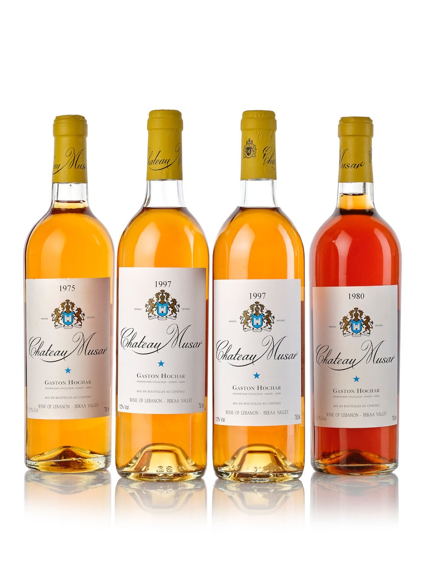 Château Musar White, 1975 (1x 750ml) Château Musar White, 1980 (1x 750ml) Château...: Château Musar White, 1975 (1x 750ml) Region: Lebannon Fill Level: into neck Cork: slightly protruded Label: slightly nicked Château Musar White, 1980 (1x 750ml) Region: Lebannon Fill Level: