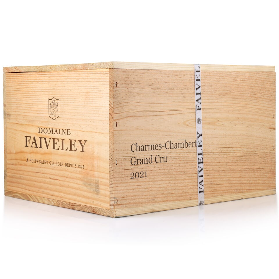 Domaine Faiveley, Charmes-Chambertin, 2021 (6 x 750ml): Domaine Faiveley, Charmes-Chambertin, 2021 (6 x 750ml) Region: Côte de Nuits Packaging: original wooden case This lot is subject to the following lot symbols: Δ Δ VAT at the prevailing 