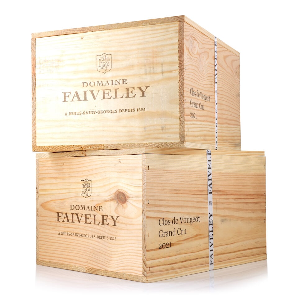 Domaine Faiveley, Clos de Vougeot, 2021 (12 x 750ml): Domaine Faiveley, Clos de Vougeot, 2021 (12 x 750ml) Region: Côte de Nuits Packaging: 2 x original wooden cases This lot is subject to the following lot symbols: Δ Δ VAT at the prevaili