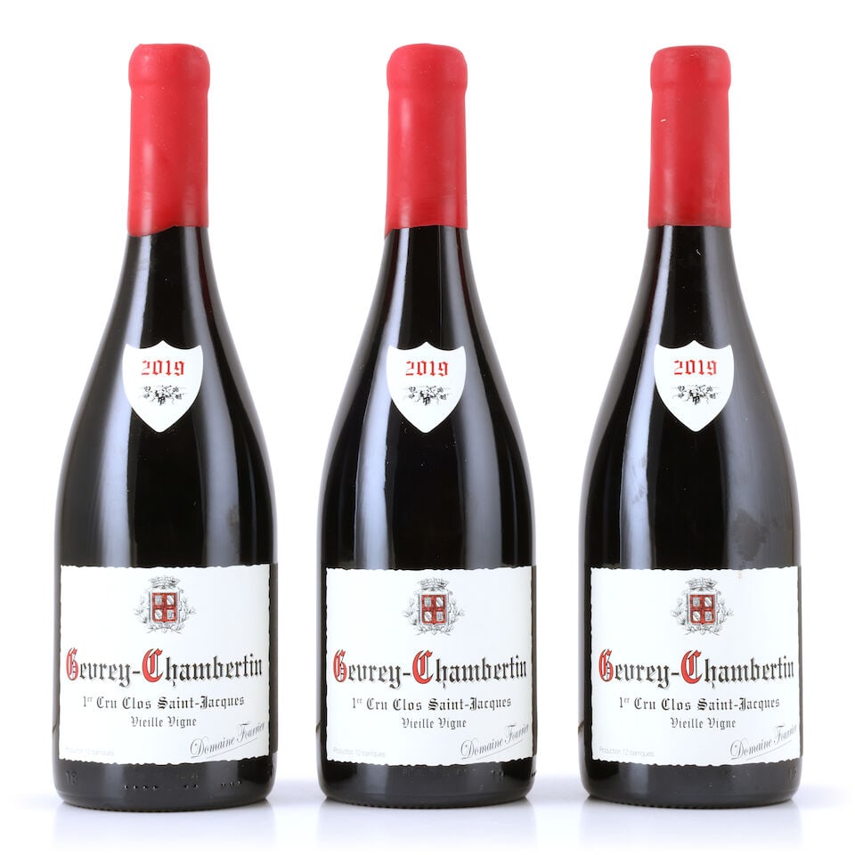 Domaine Fourrier, Gevrey-Chambertin 1er Cru Clos Saint-Jacques Vieille Vigne, 2019 (3 x 750ml): Domaine Fourrier, Gevrey-Chambertin 1er Cru Clos Saint-Jacques Vieille Vigne, 2019 (3 x 750ml) Region: Côte de Nuits Capsule: slight signs of seepage Packaging: original wooden case This lot is s
