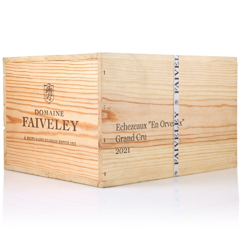 Domaine Faiveley, Echézeaux En Orveaux, 2021 (6 x 750ml): Domaine Faiveley, Echézeaux En Orveaux, 2021 (6 x 750ml) Region: Côte de Nuits Packaging: original wooden case This lot is subject to the following lot symbols: Δ Δ VAT at the prev