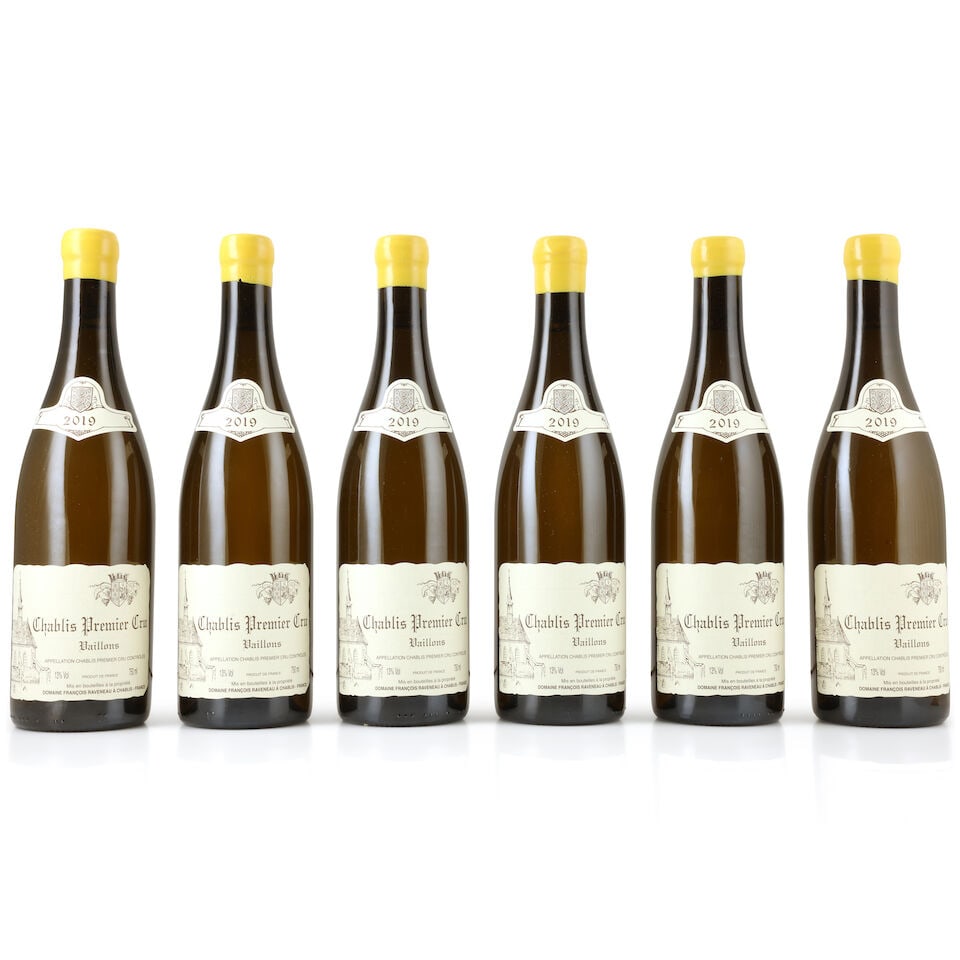 Domaine François Raveneau, Chablis 1er Cru Vaillons, 2019 (6 x 750ml): Domaine François Raveneau, Chablis 1er Cru Vaillons, 2019 (6 x 750ml) Region: Chablis Packaging: original carton This lot is subject to the following lot symbols: Δ Δ VAT at the prevail