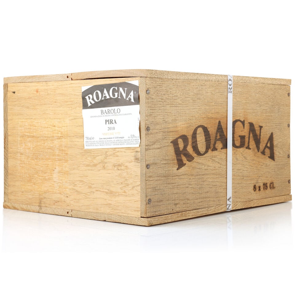 Roagna, Barolo Pira Vecchie Viti, 2010 (6 x 750ml): Roagna, Barolo Pira Vecchie Viti, 2010 (6 x 750ml) Region: Piedmont Packaging: individual wooden case This lot is subject to the following lot symbols: Δ Δ VAT at the prevailing rate on Hamm
