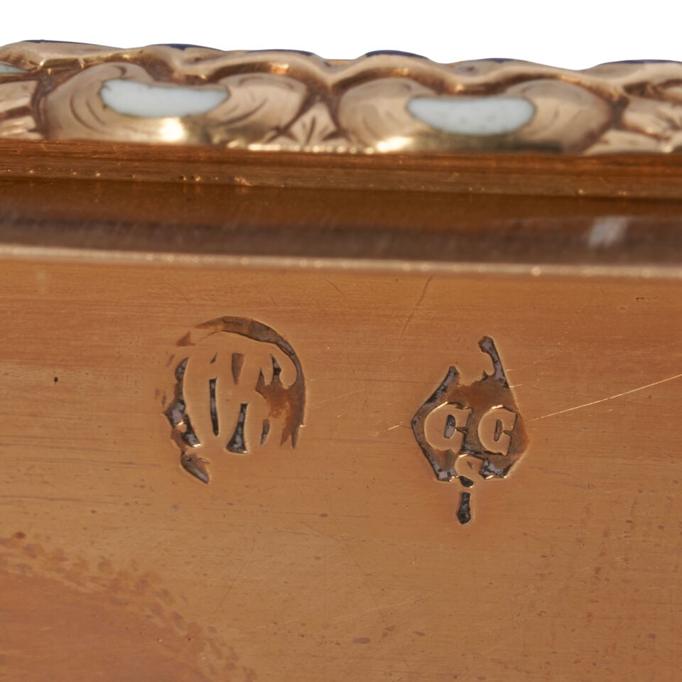 German Gold and Enamel Snuff Box, - 3