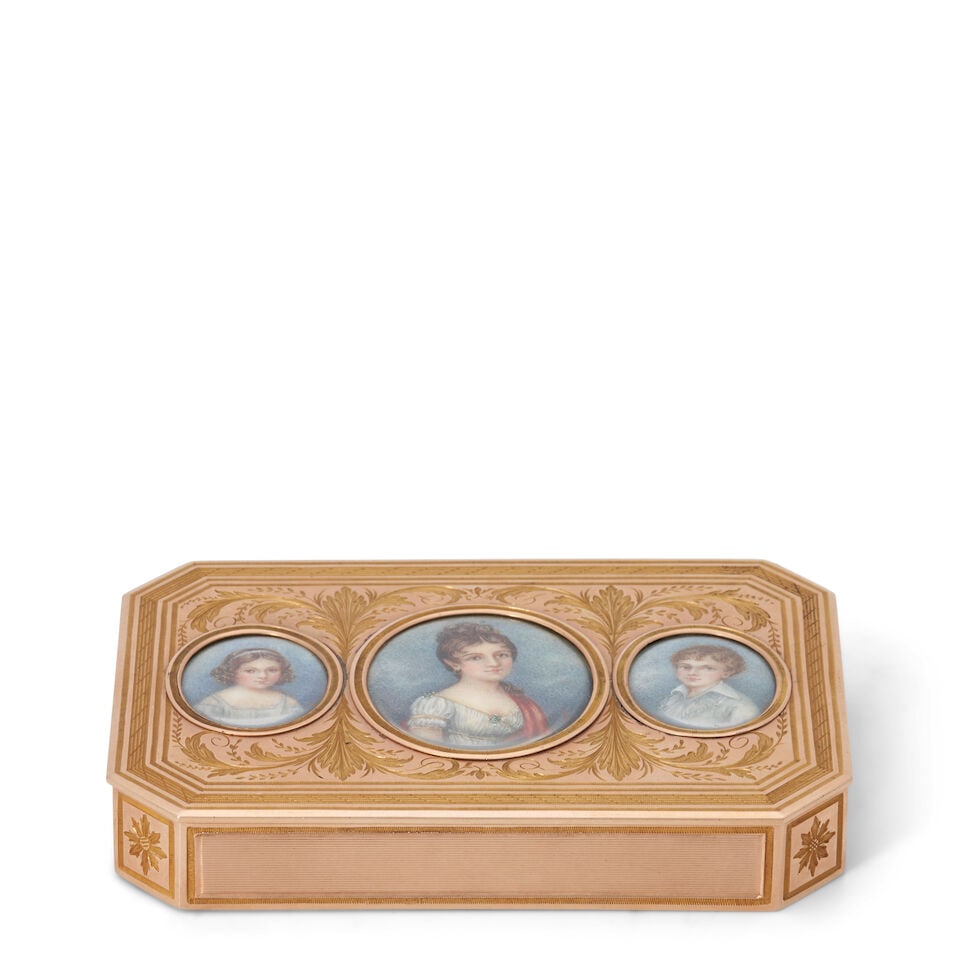 Swiss Gold Box Inset with Portrait Minatures,: Swiss Gold Box Inset with Portrait Minatures, Switzerland, early 19th century, rectangular, the canted corners with etched sunflowers, the cover with a central oval portrait flanked by two smaller
