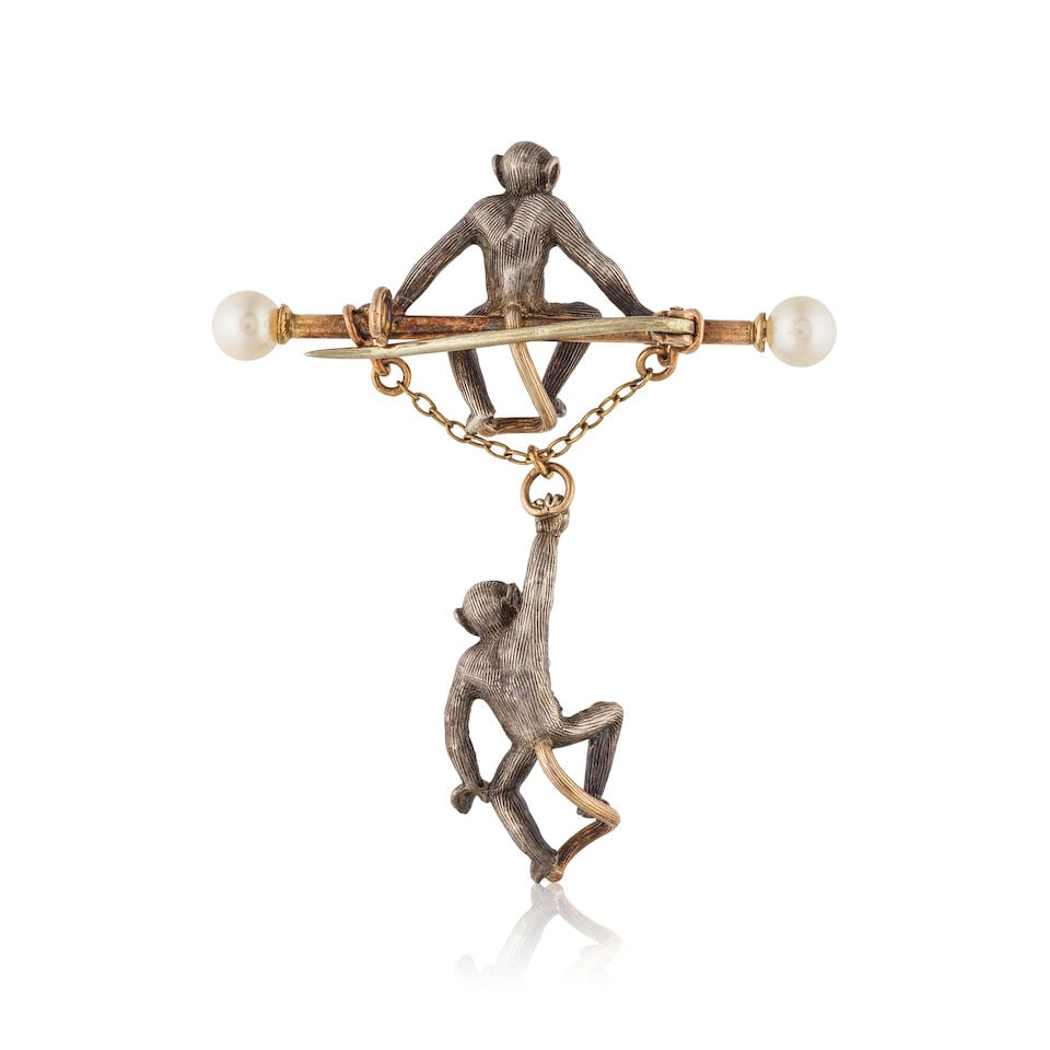 CULTURED PEARL, EMERALD AND DIAMOND 'MONKEYS' BROOCH BROCHE 'SINGES' PERLES DE CULTURE, ÉME... - 2