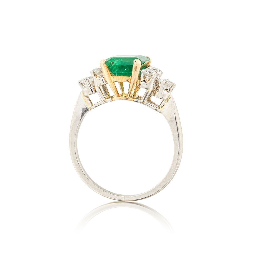 EMERALD AND DIAMOND RING BAGUE ÉMERAUDE ET DIAMANTS - 3