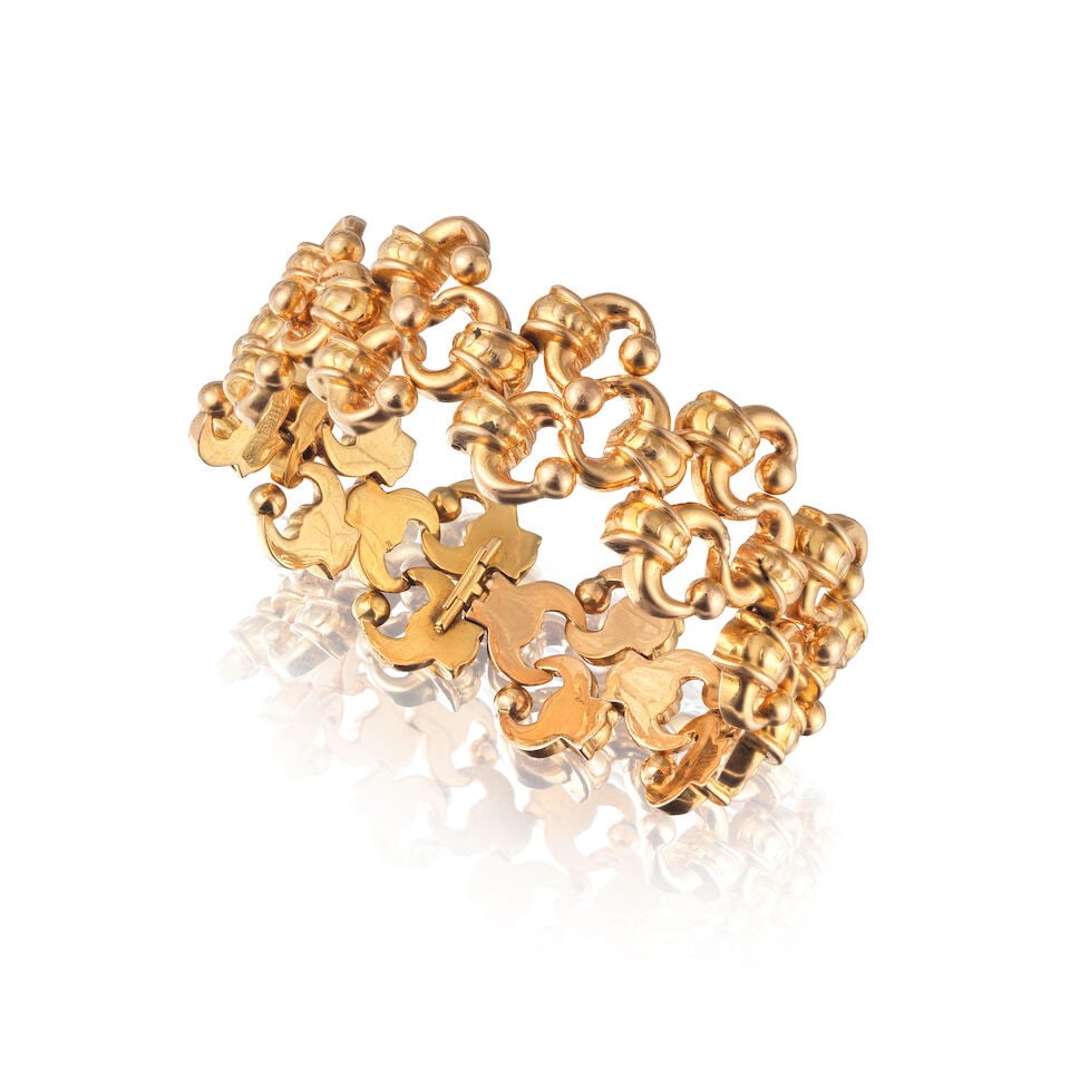 GOLD BRACELET BRACELET EN OR: GOLD BRACELET BRACELET EN OR • French import mark for 18 carat yellow gold (750 ‰) • Length 20.0 cm • Gross weight 42.89 grams Footnotes: CONDITION REPORT Overall condition: