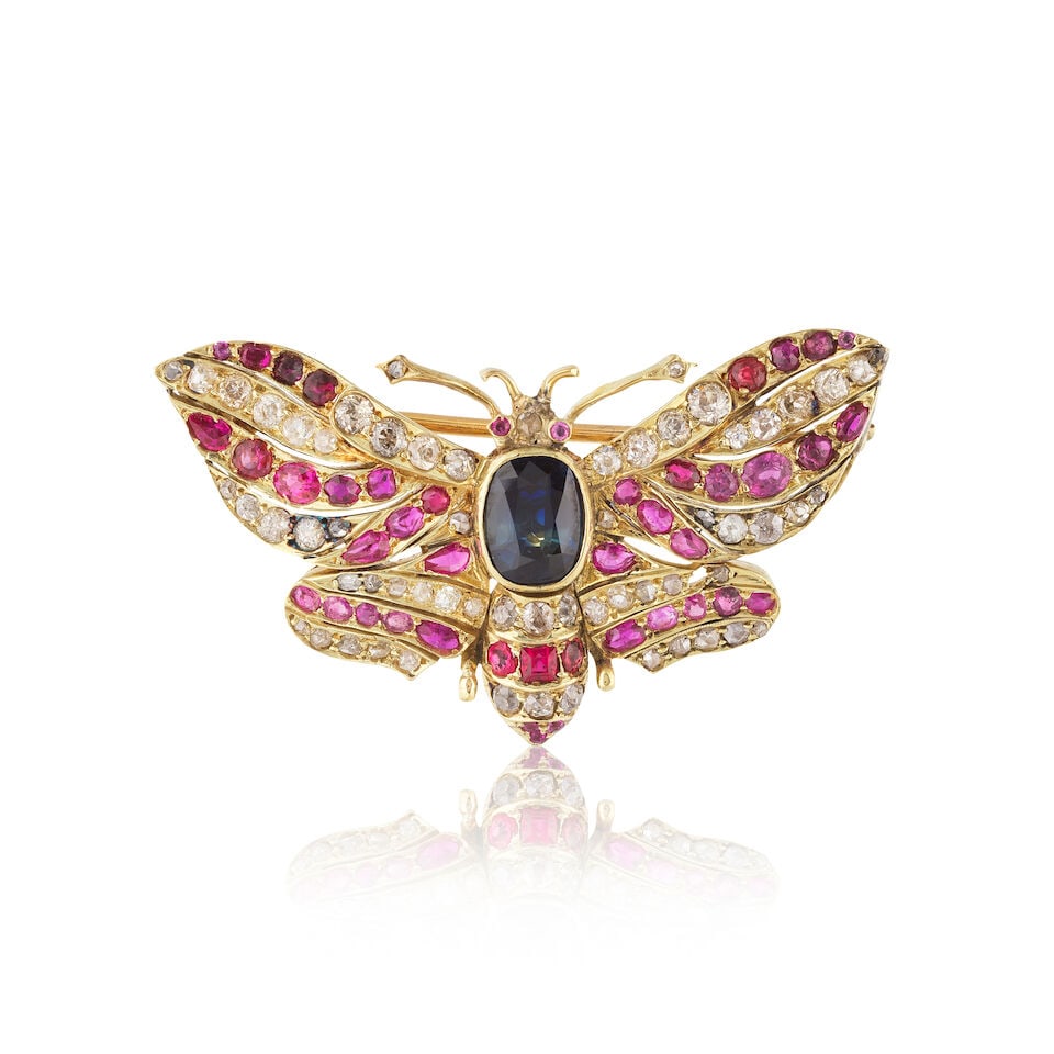 SAPPHIRE, RUBY AND DIAMOND 'BUTTERFLY' BROOCH BROCHE 'PAPILLON' SAPHIR, RUBIS ET DIAMANTS (1 of 2)