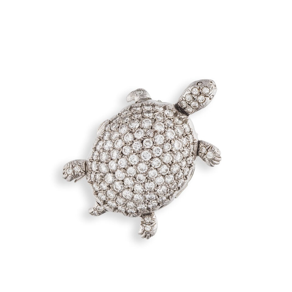 DIAMOND 'TURTLE' WATCH BROOCH, JAEGER-LECOULTRE BROCHE-MONTRE 'TORTUE' DIAMANTS, JAEGER-LECOULTRE (1 of 2)
