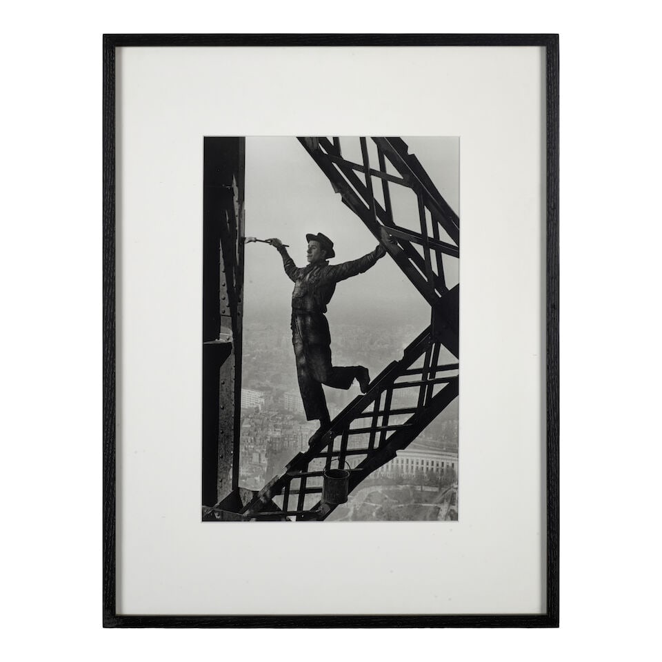 Marc Riboud (1923-2016); Painter of the Eiffel Tower; - 2