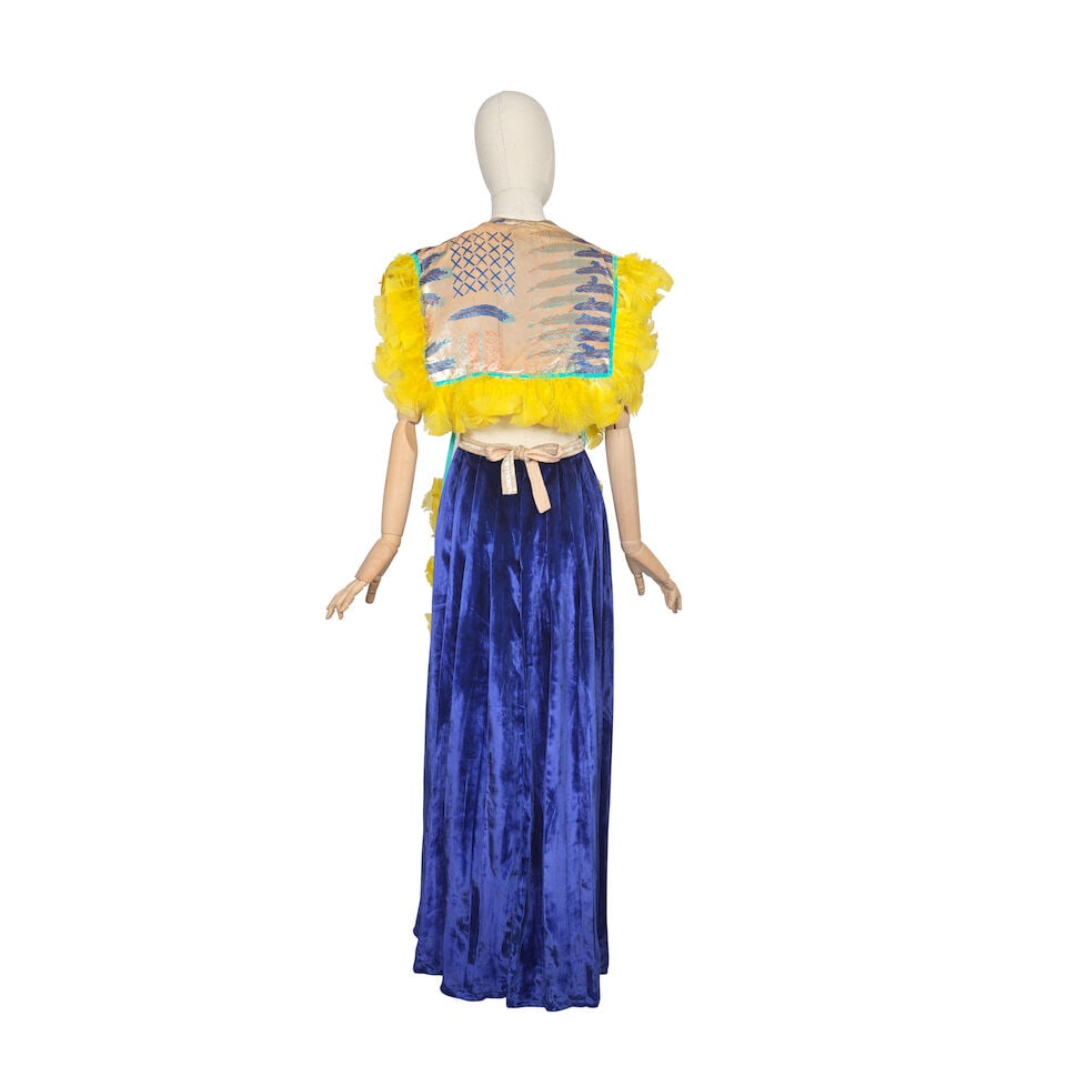 Zandra Rhodes: a Unique 'Indian Feather Border' Print Apron Dress New York and 'Indian Feathers'... - 2