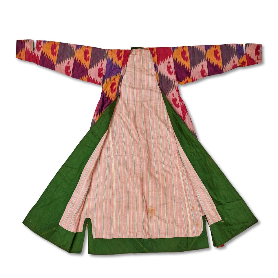Two woven silk robes (chapan) Central Asia, 19th/ 20th Century - 3