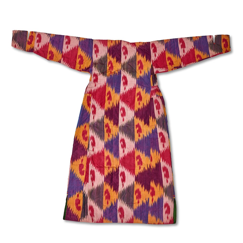 Two woven silk robes (chapan) Central Asia, 19th/ 20th Century - 4