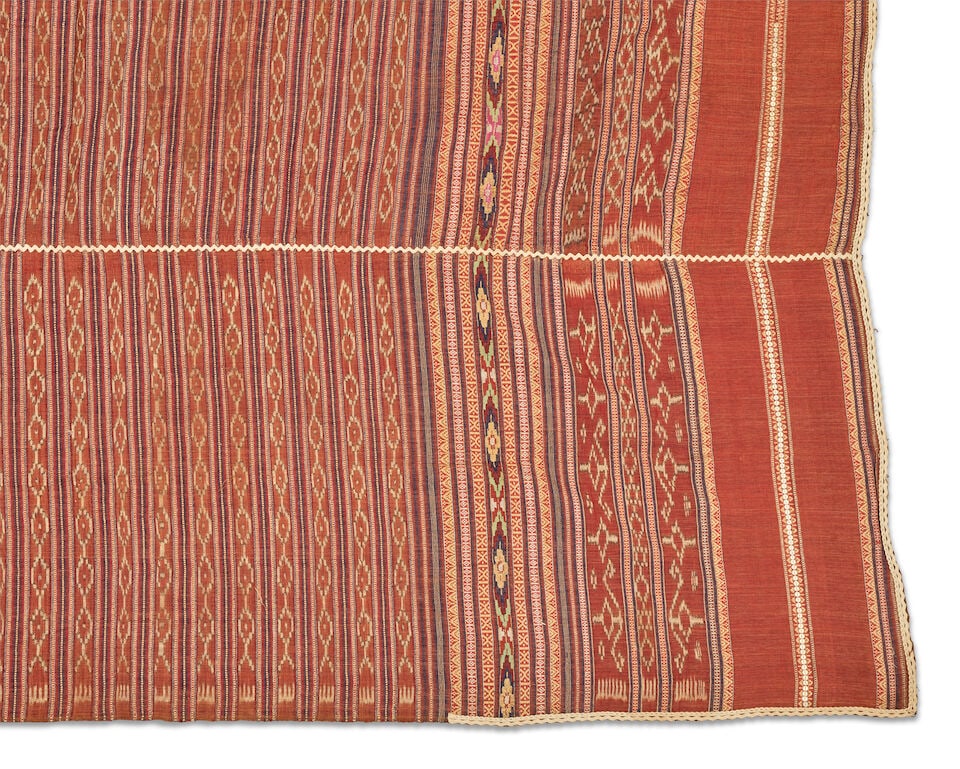 A collection of three Sumatra, silk shoulder cloths Early 20th century (3) - 2