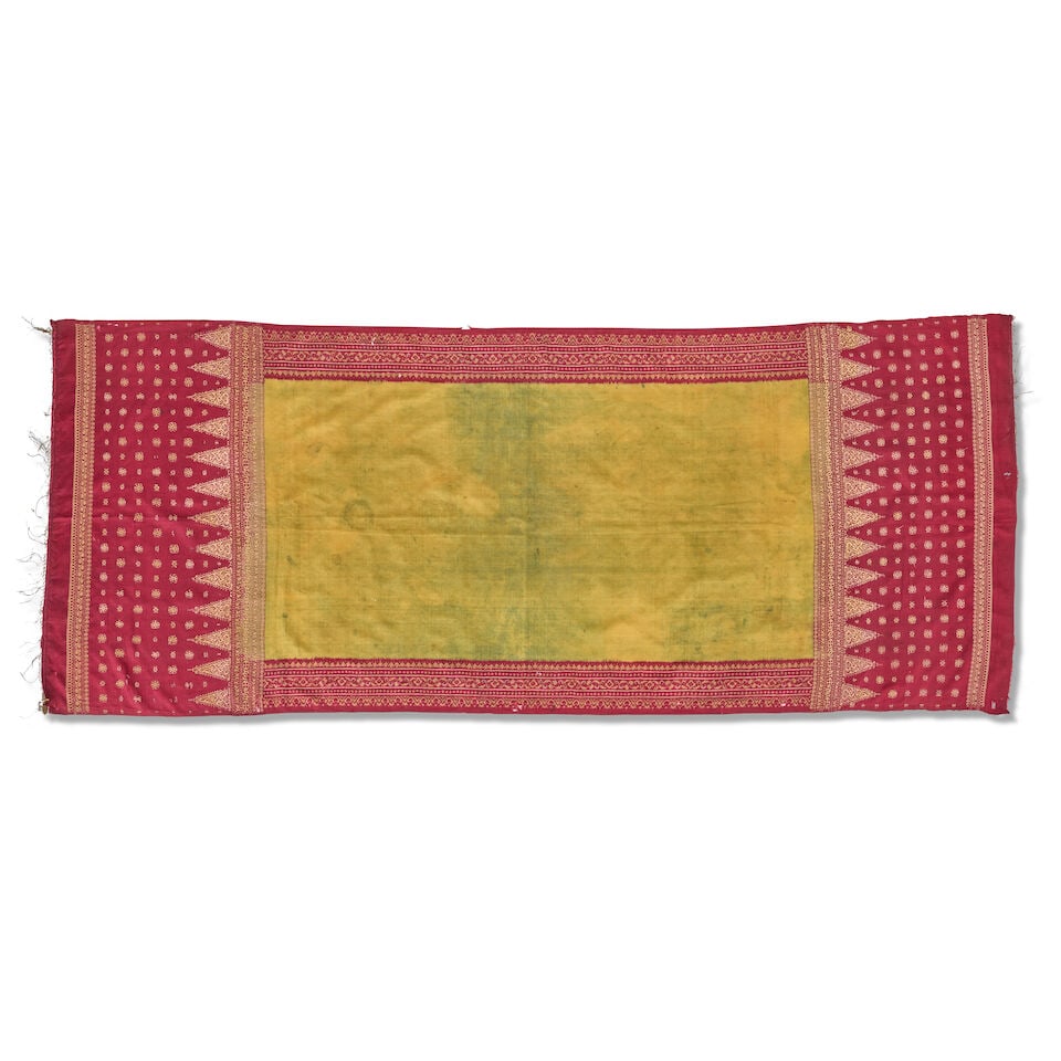 A collection of four Sumatra, Palembang, silk ikat cloths Early 20th century - 4