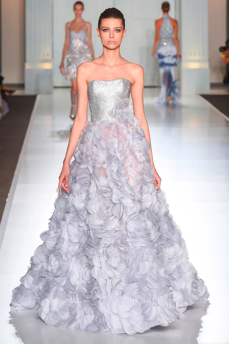 Ralph & Russo Haute Couture: an Ice Lavender Silk Organza and Chainmail Ballgown Autumn/Winter 2... - 5