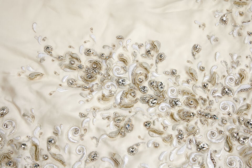 Ralph & Russo Haute Couture: an Off-White Silk Gazar Bridal Gown Spring/Summer 2019, Runway Look 54 - 5