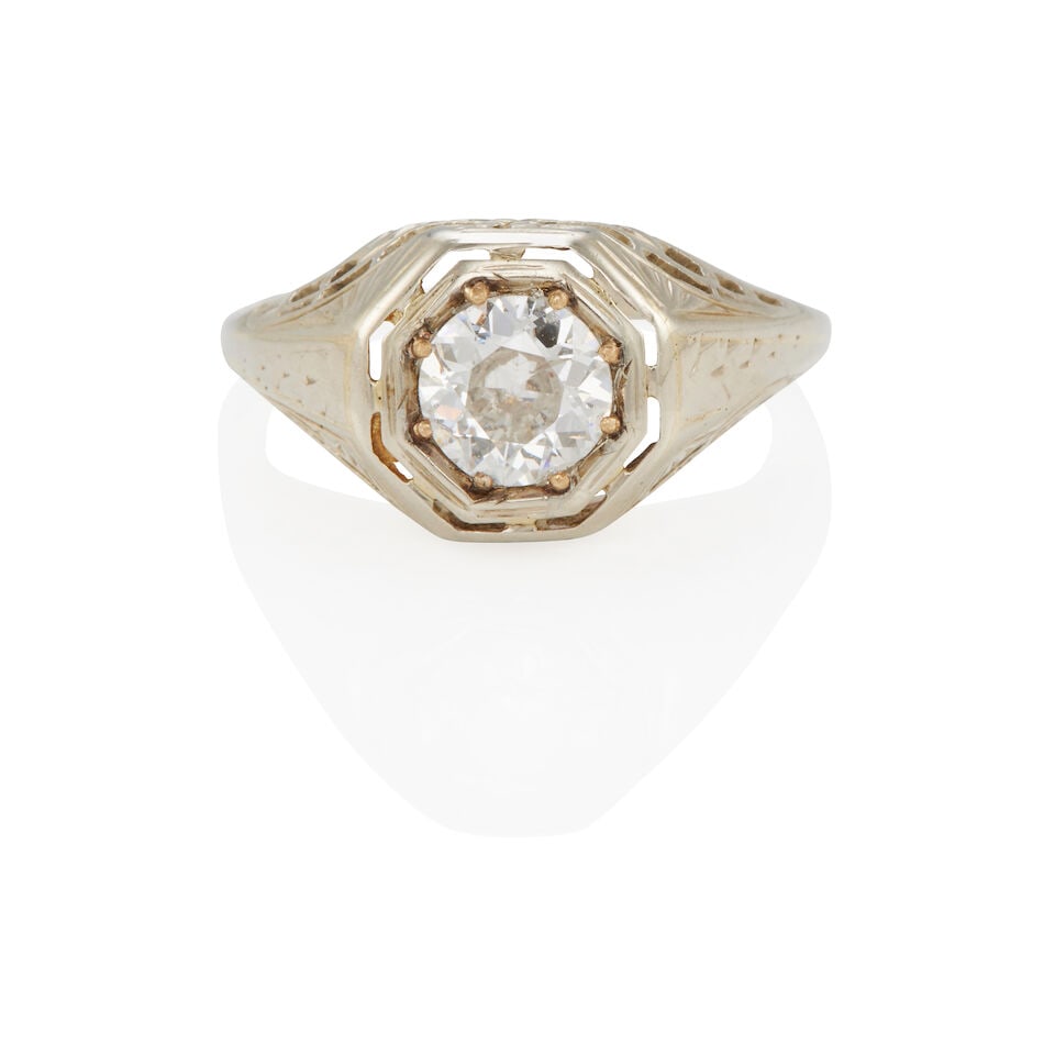 18K GOLD AND DIAMOND RING (1 of 2)