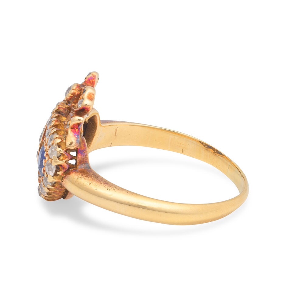SAPPHIRE AND DIAMOND RING, CIRCA 1900 - 3