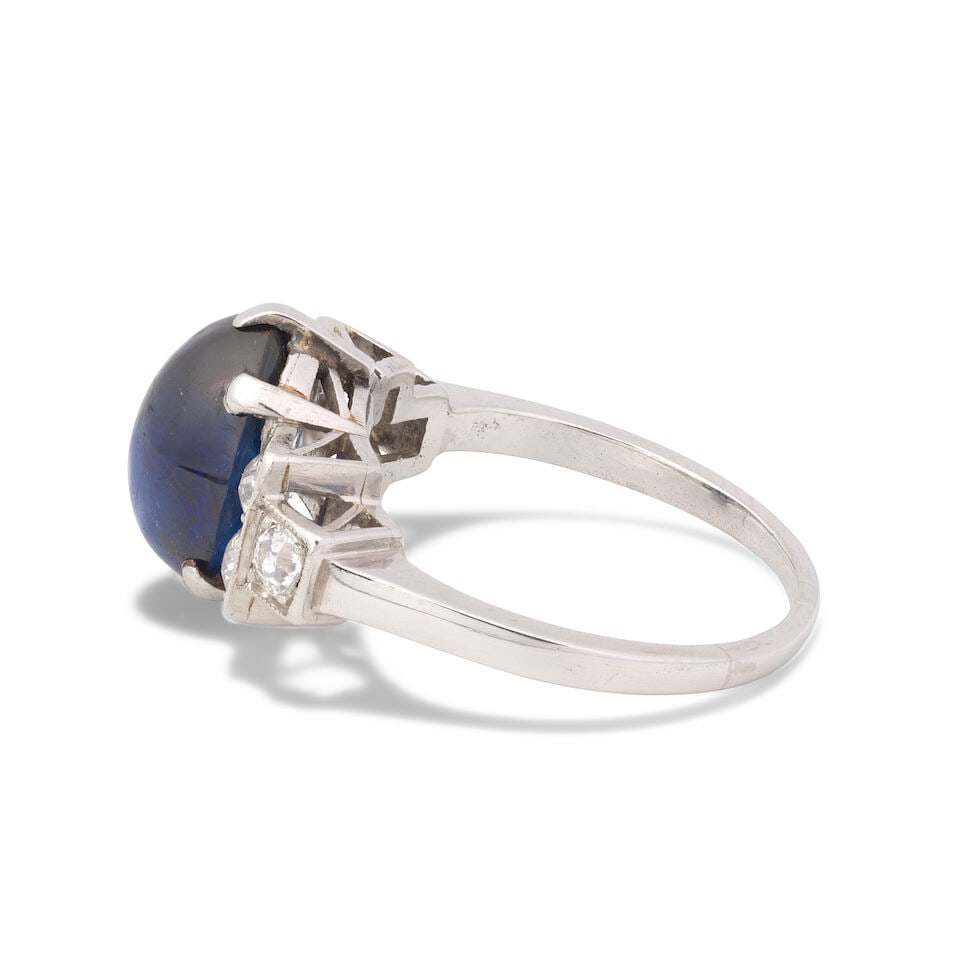 SAPPHIRE AND DIAMOND RING - 3