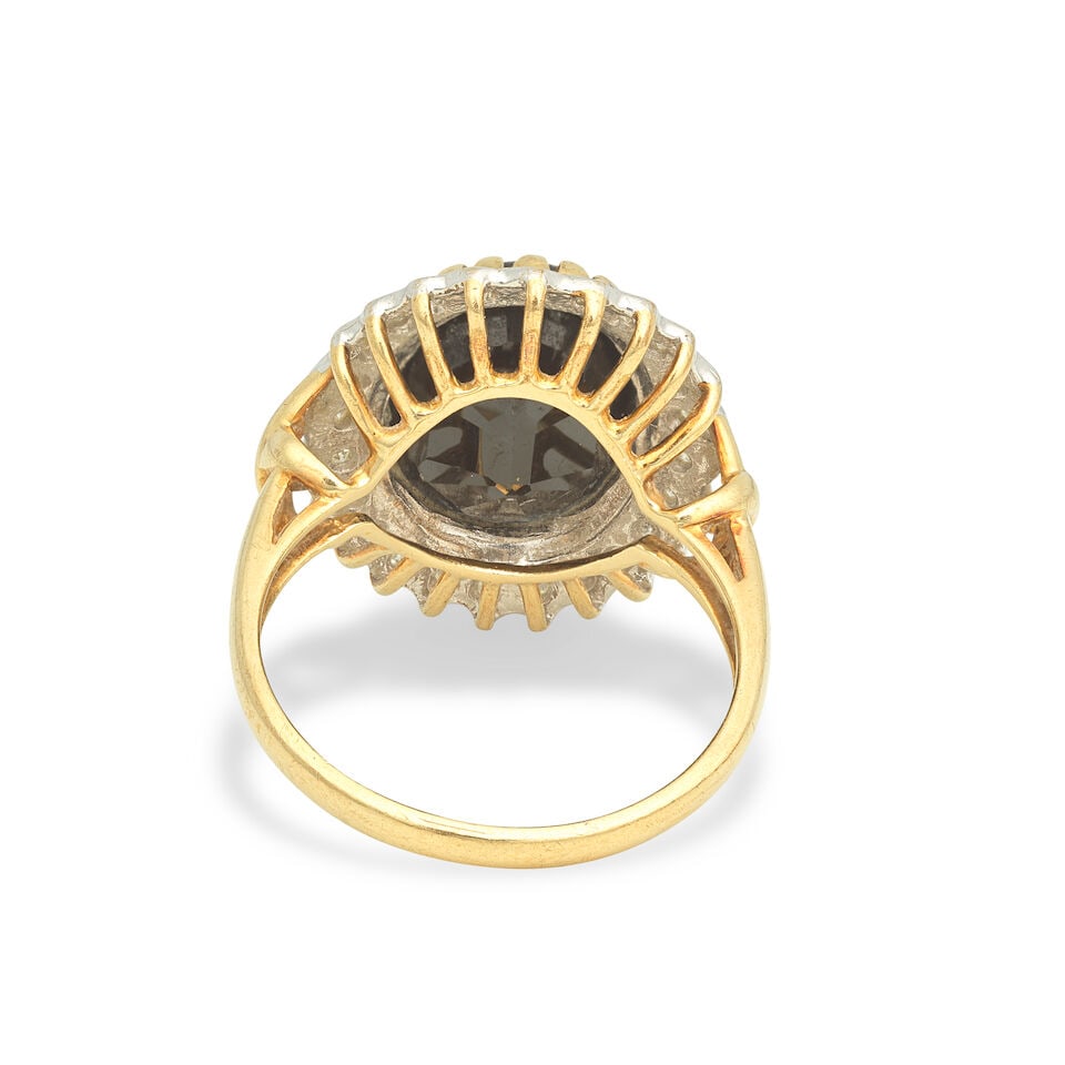 RETAILED BY BOODLES & DUNTHORNE: SAPPHIRE AND DIAMOND CLUSTER RING - 2