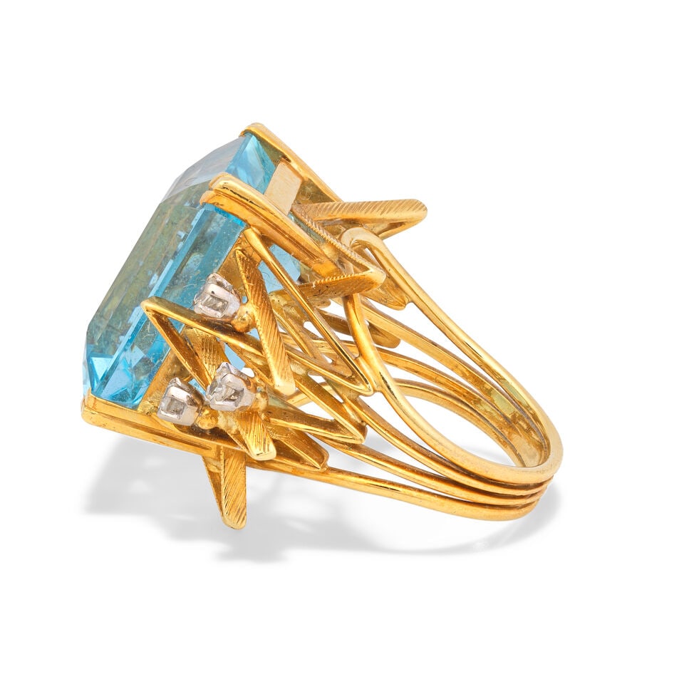 AQUAMARINE AND DIAMOND RING - 3