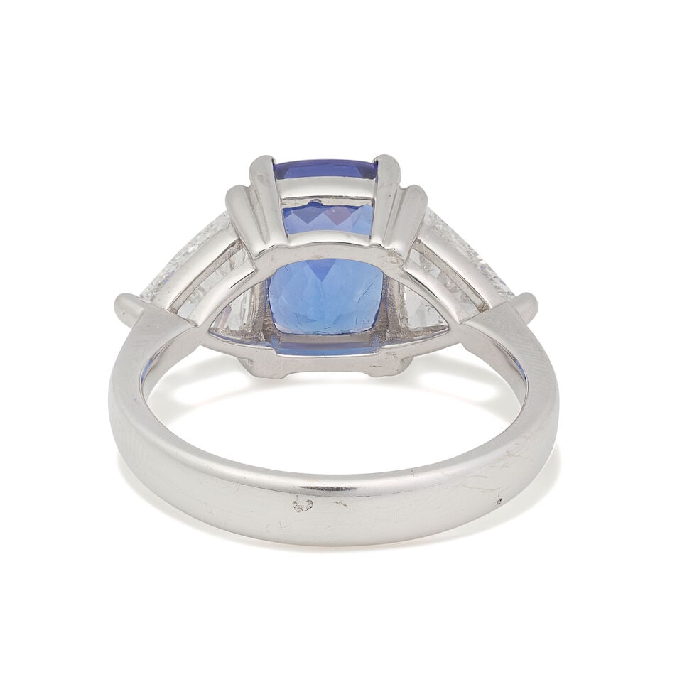 TANZANITE AND DIAMOND RING - 2