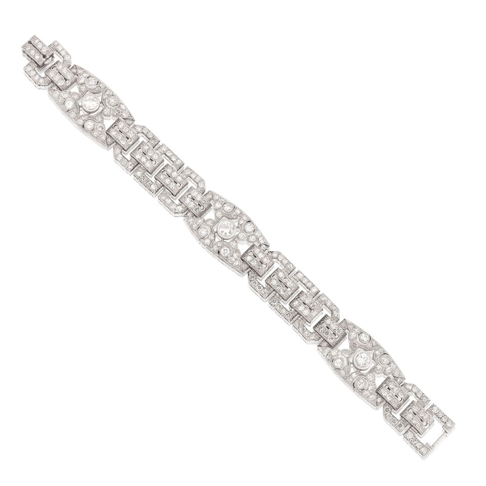 DIAMOND BRACELET, CIRCA 1930 (1 of 2)