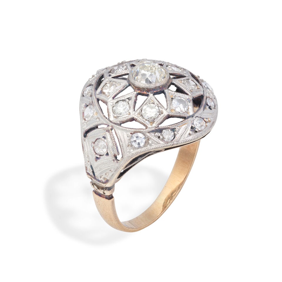 DIAMOND RING: DIAMOND RING Brilliant, single and old-cut diamonds, approx. 0.90ct total Ring size approx. M Weight approx. 4.0g Footnotes: OVERALL CONDITION Wear to unhallmarked metal testing as 16kt gold, hoop sli