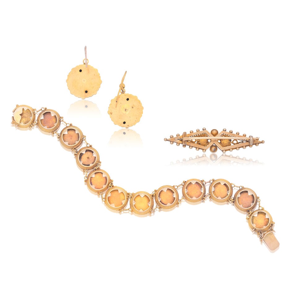 BRACELET, BROOCH AND EARRINGS, 1880 AND LATER (3) - 2