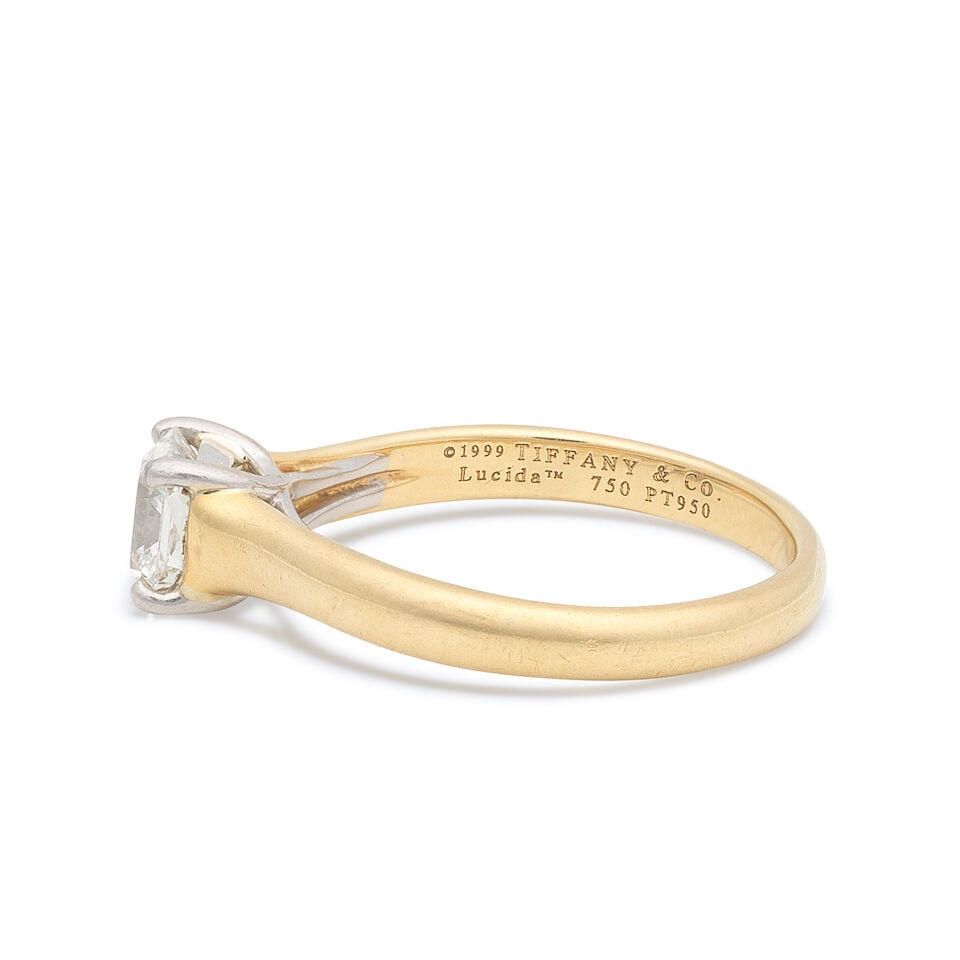 TIFFANY: 'LUCIDA' DIAMOND RING, 2002 - 3
