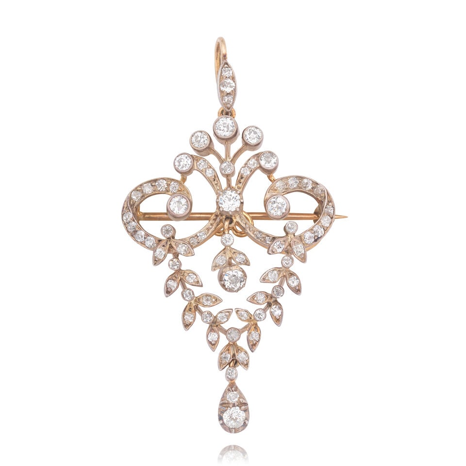 DIAMOND BROOCH/PENDANT, LATE 19TH CENTURY: DIAMOND BROOCH/PENDANT, LATE 19TH CENTURY Old single and brilliant-cut diamonds approx. 1.35cts total Mounted in gold and silver Brooch and pendant fitting detachable Length 5.5cm (including