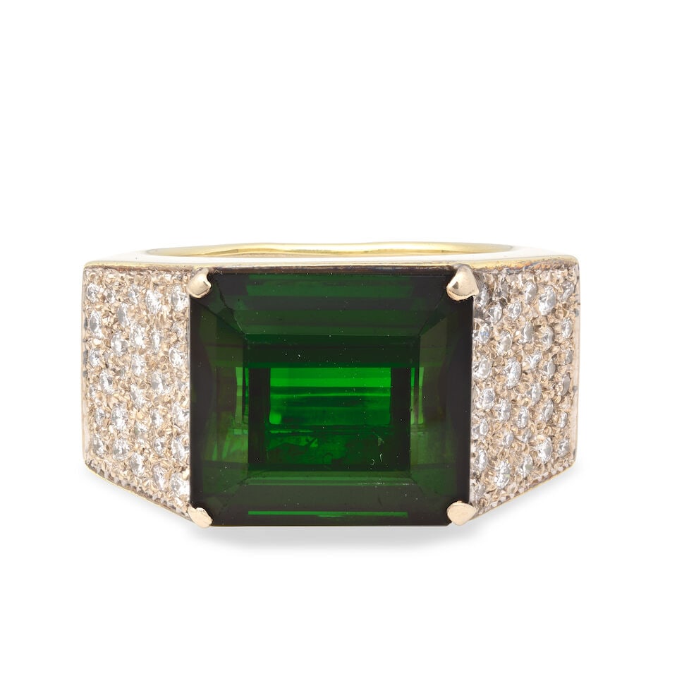 TOURMALINE AND DIAMOND DRESS RING: TOURMALINE AND DIAMOND DRESS RING Octagonal step-cut tourmaline Brilliant-cut diamonds approx. 0.80ct total Ring size approx. W (leading edge) Weight approx. 18.0g Footnotes: OVERALL CONDITION Light
