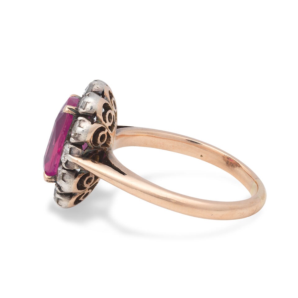 PINK SAPPHIRE AND DIAMOND CLUSTER RING - 3