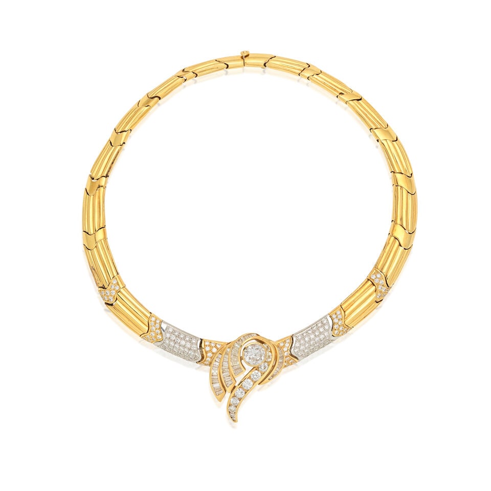 DIAMOND AND TREATED DIAMOND COLLAR NECKLACE: DIAMOND AND TREATED DIAMOND COLLAR NECKLACE Brilliant-cut diamond approx. 2.55cts (laser drilling present) Baguette, princess and brilliant-cut diamonds approx. 7.50cts total Inner circumference