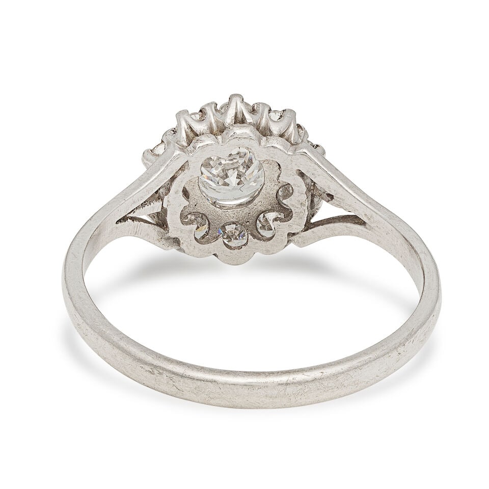 DIAMOND CLUSTER RING - 2