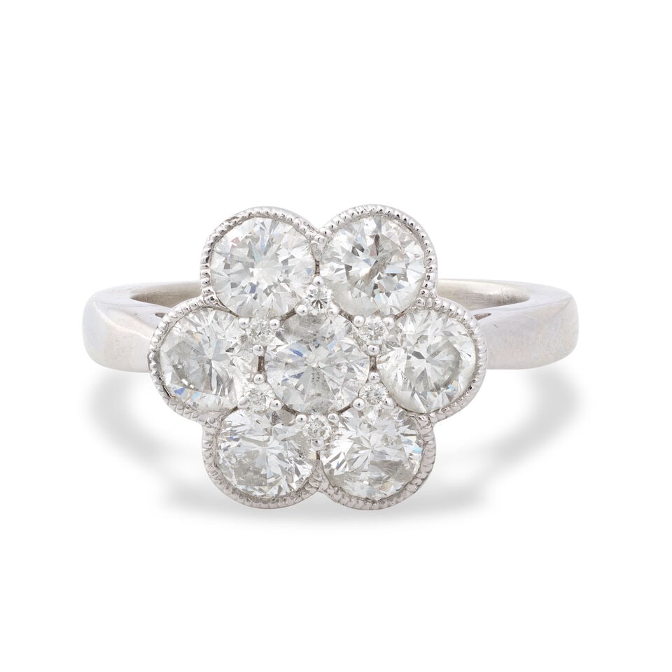 DIAMOND CLUSTER RING (1 of 3)