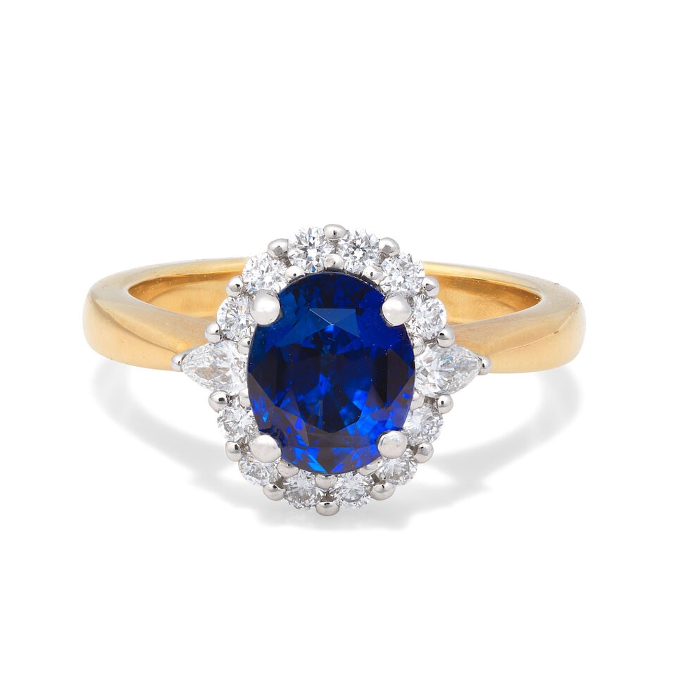 SAPPHIRE AND DIAMOND RING (1 of 3)