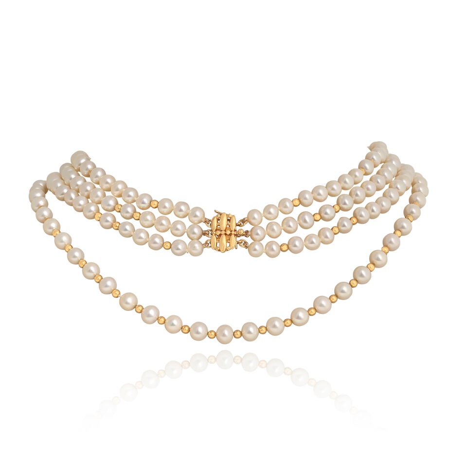 TWO CULTURED PEARL NECKLACES (1 of 2)