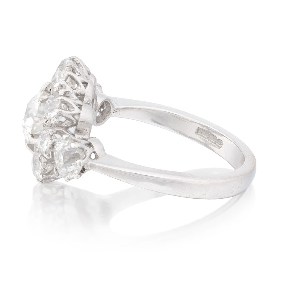 DIAMOND-SET CLUSTER RING - 2