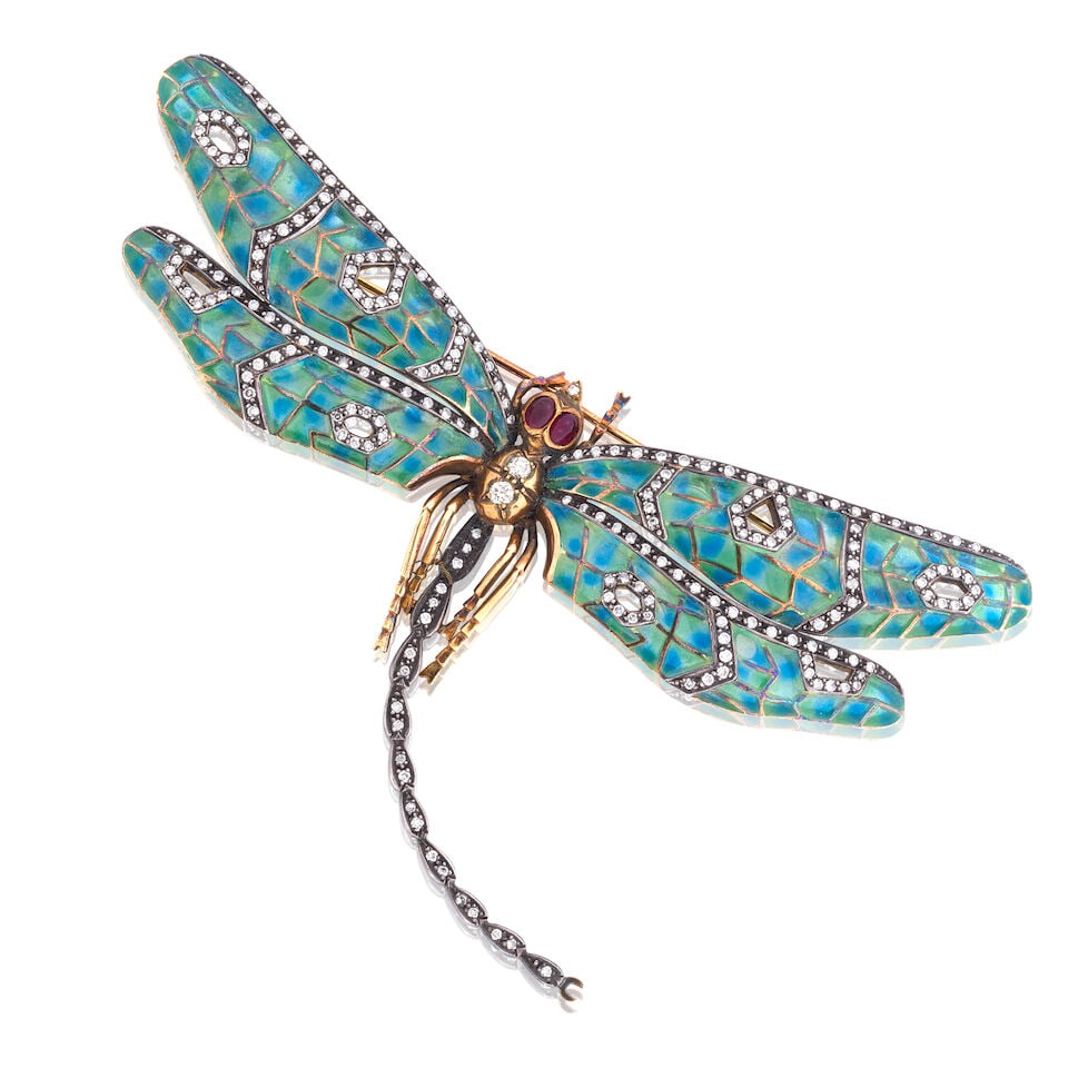 DIAMOND, RUBY AND ENAMEL DRAGONFLY BROOCH: DIAMOND, RUBY AND ENAMEL DRAGONFLY BROOCH Brilliant-cut diamonds approx. 1.95cts total Ruby cabochons Plique-à-jour enamel Length 10.5cm Weight approx. 34.5g Footnotes: OVERALL CONDITION Light