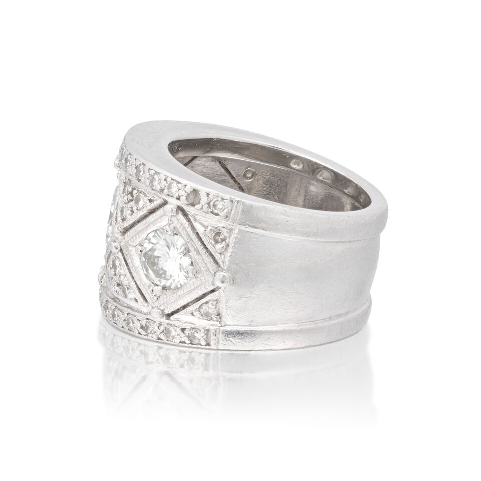 DIAMOND RING - 3