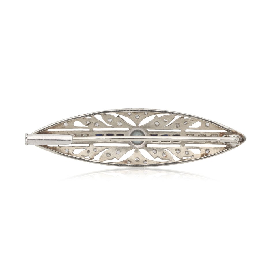 SAPPHIRE AND DIAMOND BROOCH - 2