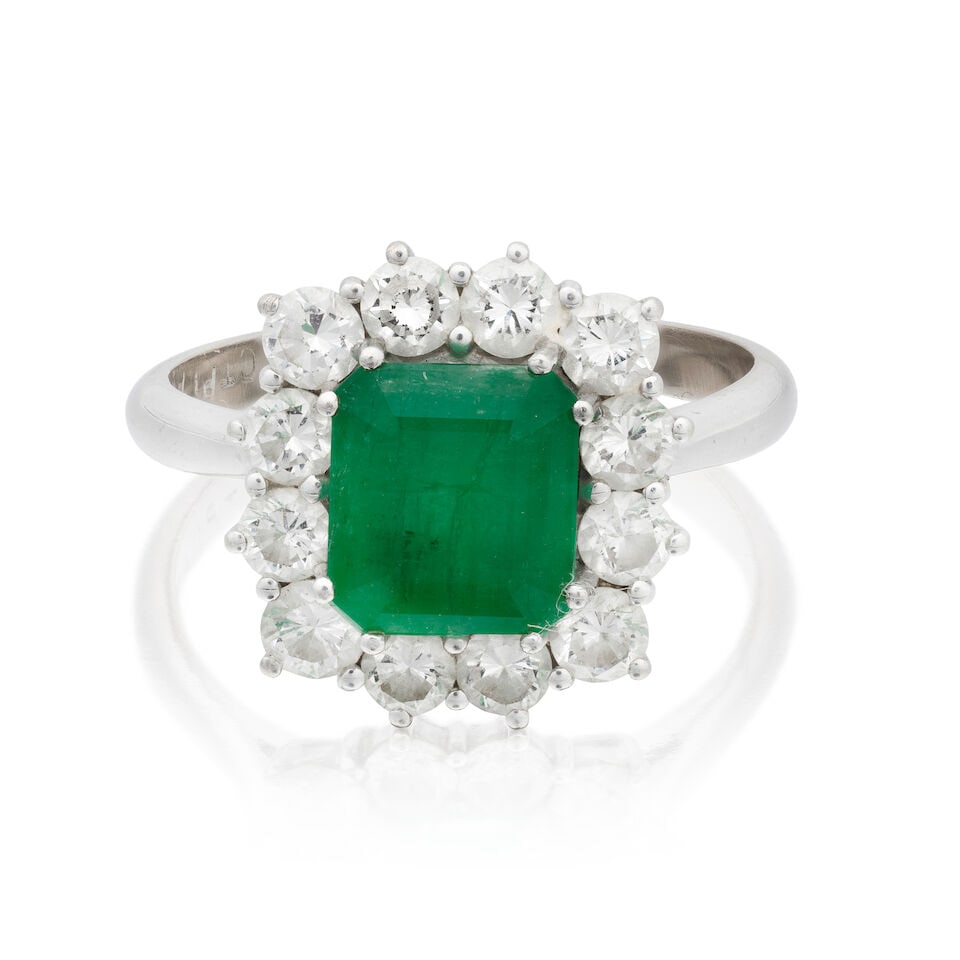 EMERALD AND DIAMOND CLUSTER RING (1 of 3)