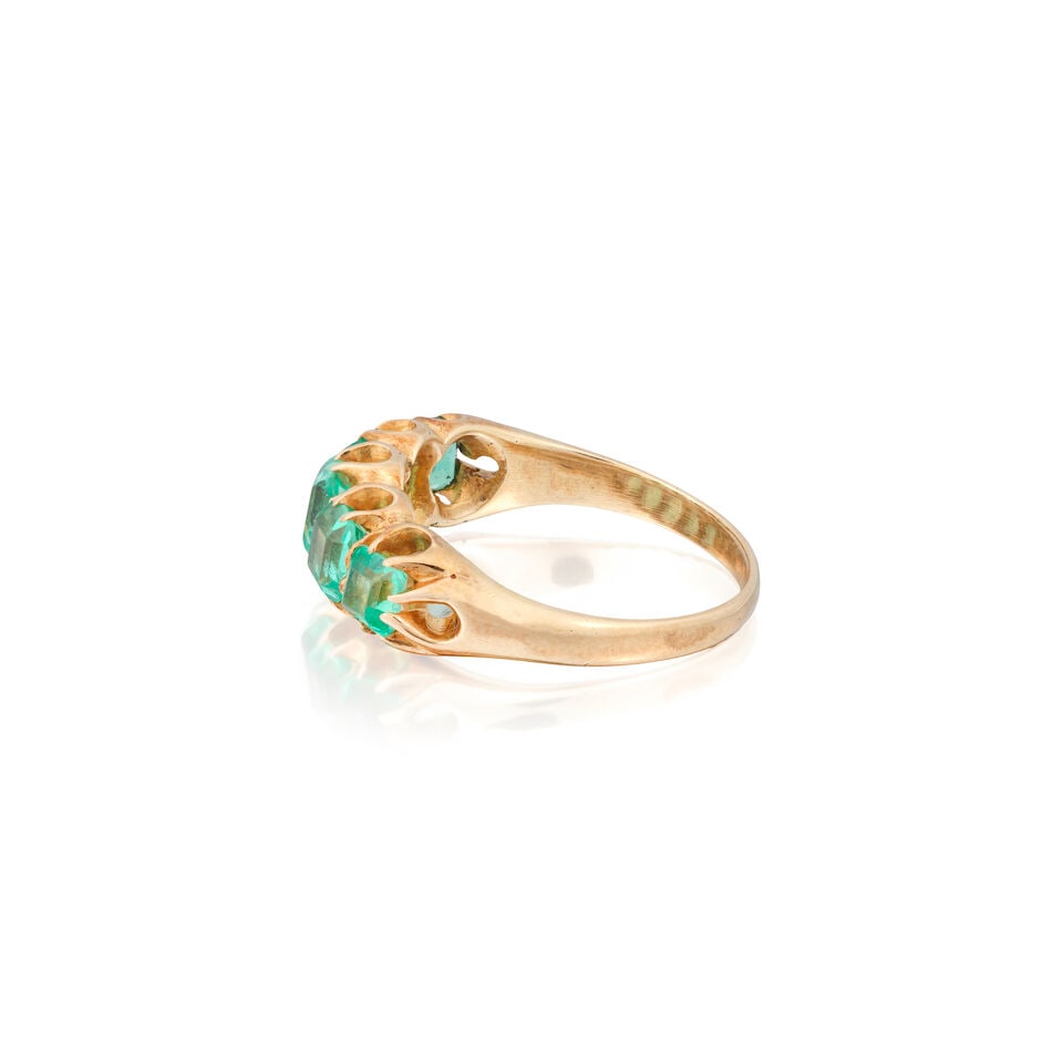 EMERALD FIVE-STONE RING - 4