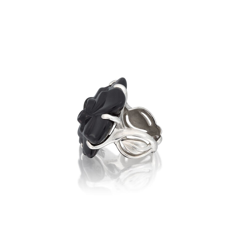 CHANEL: ONYX 'CAMELIA' RING - 3