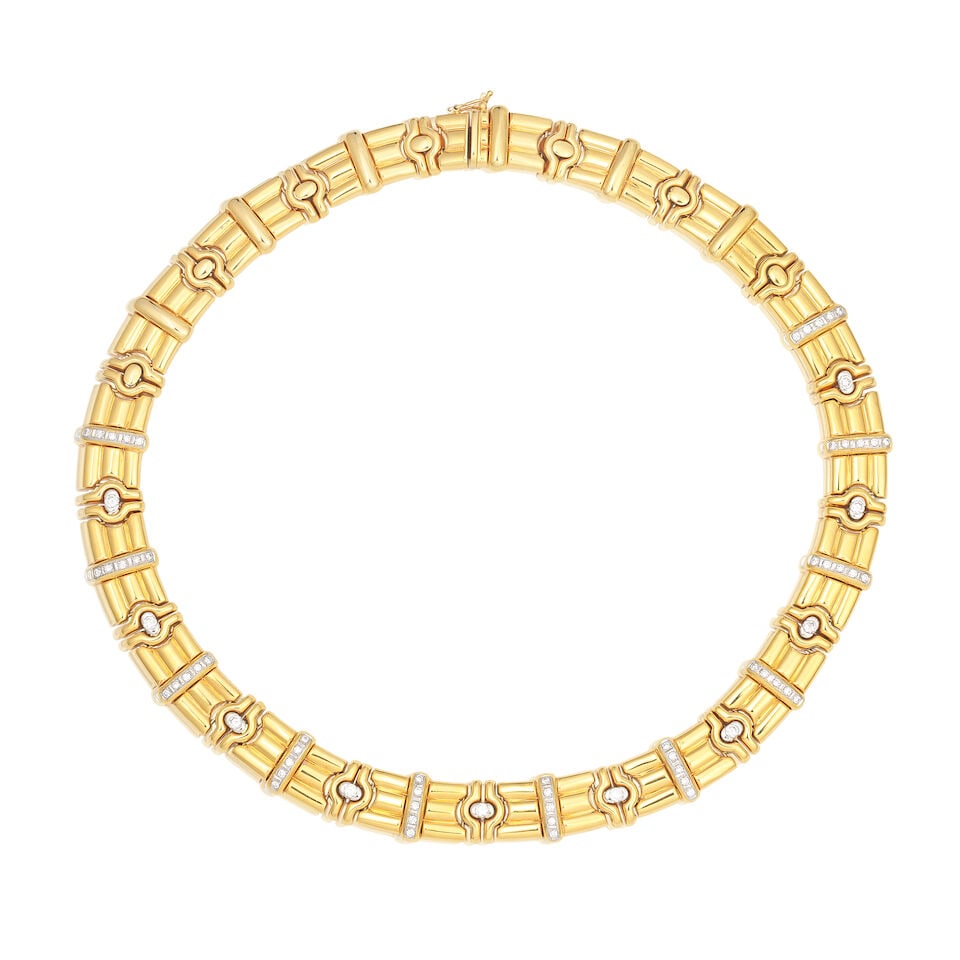 DIAMOND-SET NECKLACE (1 of 2)